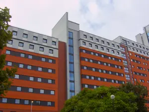 Thermal upgrade using R-MER Shield rainscreen system