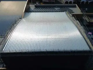 R-MER LOC Standing seam metal roof system for coastal leisure centre