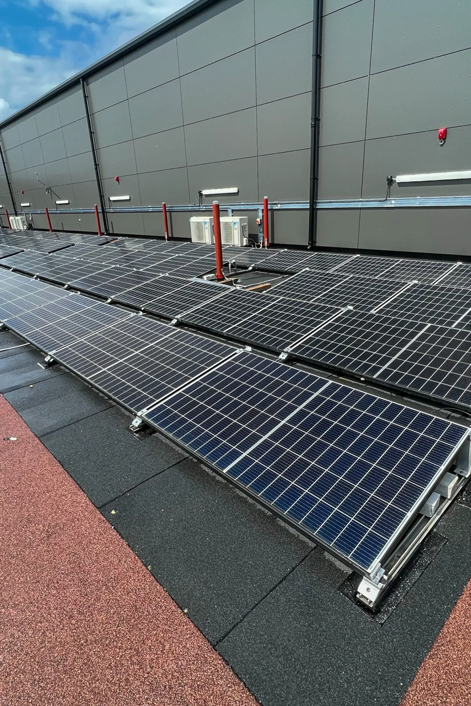 Rooftop solar panels installed on Southampton General Hospital extension building